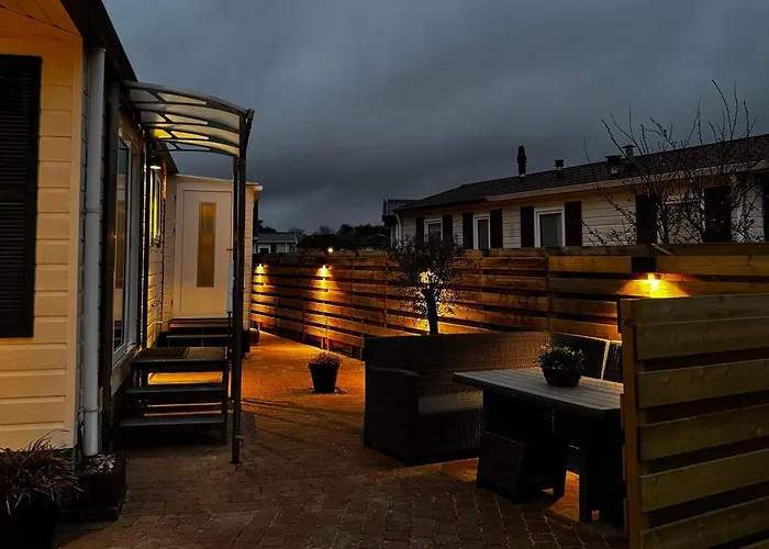 Aan De Bosrand Chalet