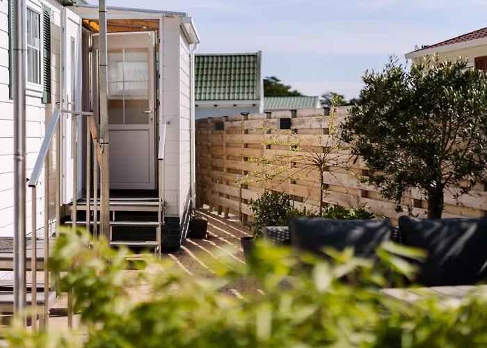 Chalet Aan De Bosrand