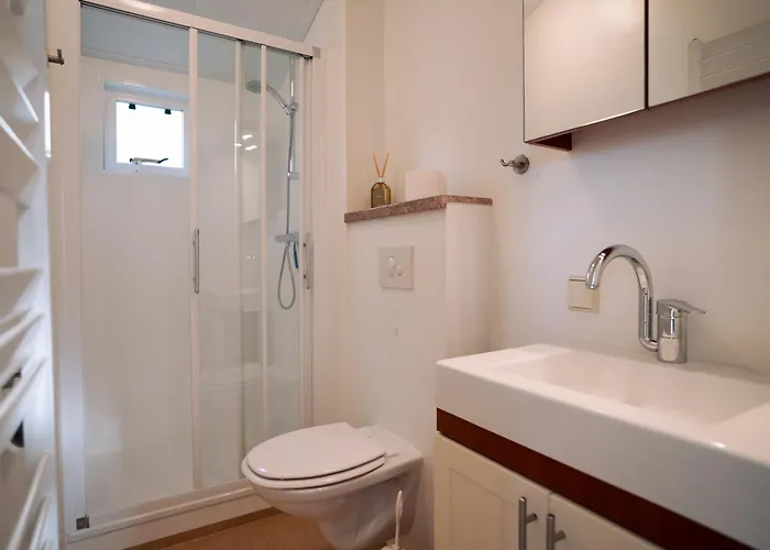 Aan De Bosrand * 데쿠크